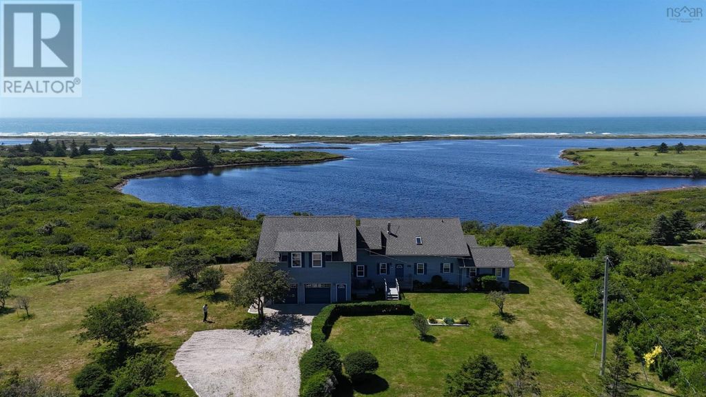 3533 Highway 1, Beaver River