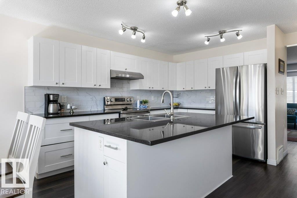 21247 91 Av Nw, Edmonton