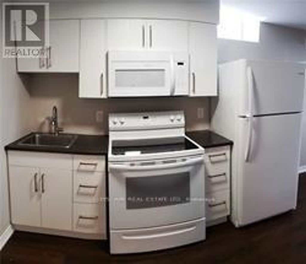 Bsmt - 1209 Sandpiper Road, Oakville (wt West Oak Trails)