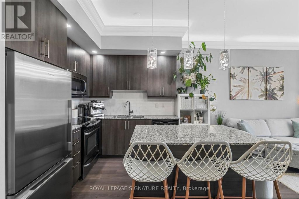 1203 - 35 Fontenay Court, Toronto (edenbridge-Humber Valley)