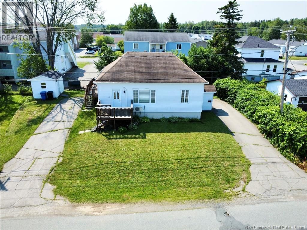 565 St Simon, Bathurst