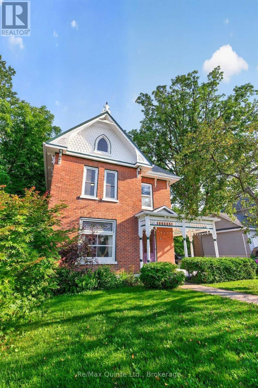 97 St Lawrence Street W, Centre Hastings