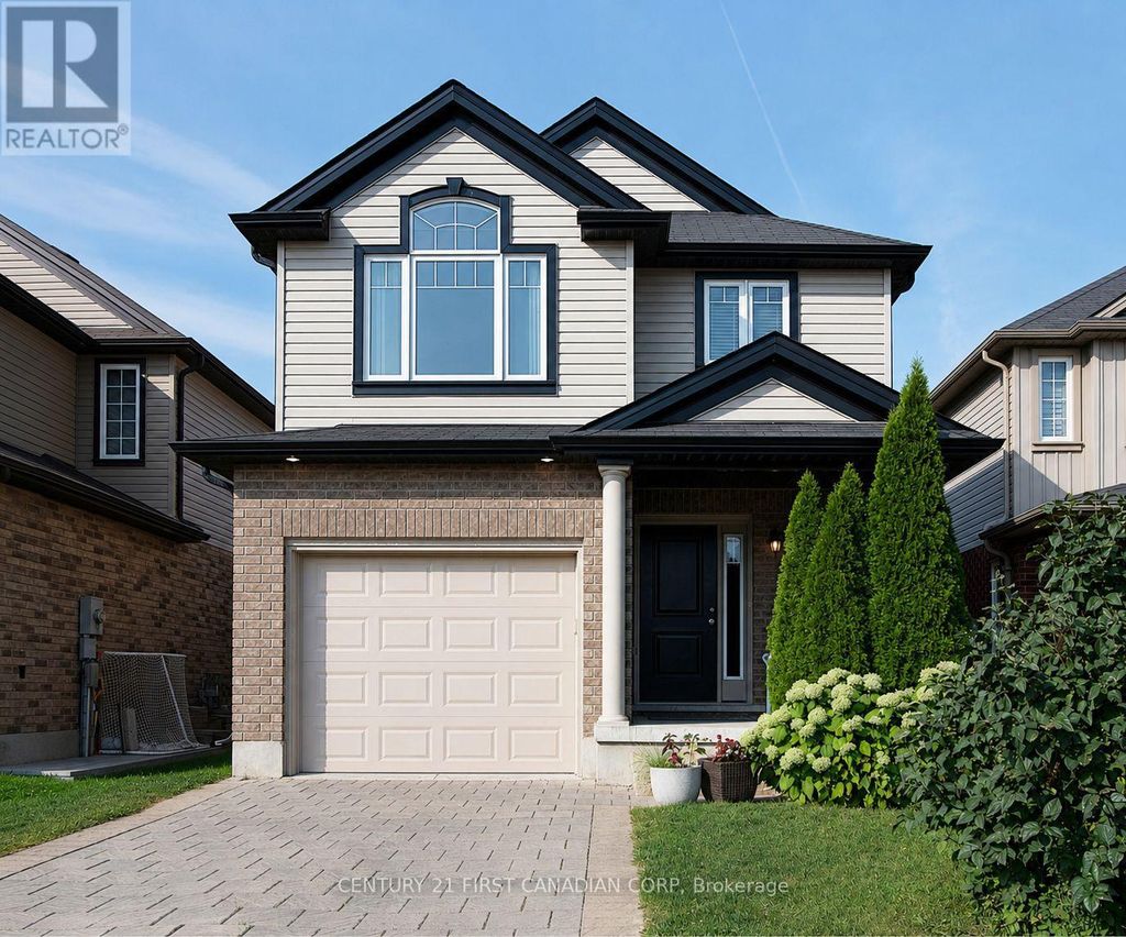 Lower Unit - 1875 Reilly Walk, London North (north D)