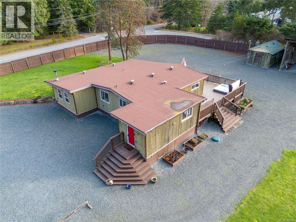 1143 Bellevue Rd, Parksville