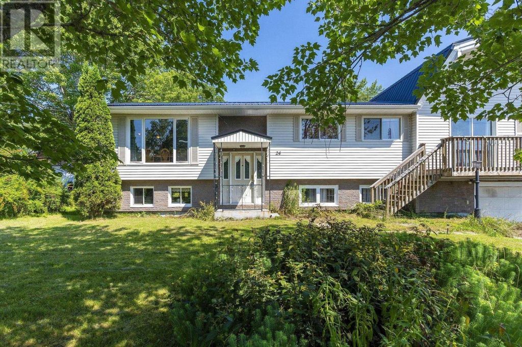 24 Jericho Road, Hubley