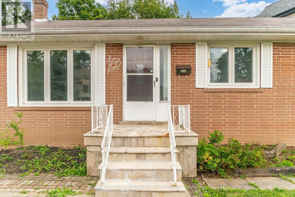 163 Newton Drive, Toronto (newtonbrook East)