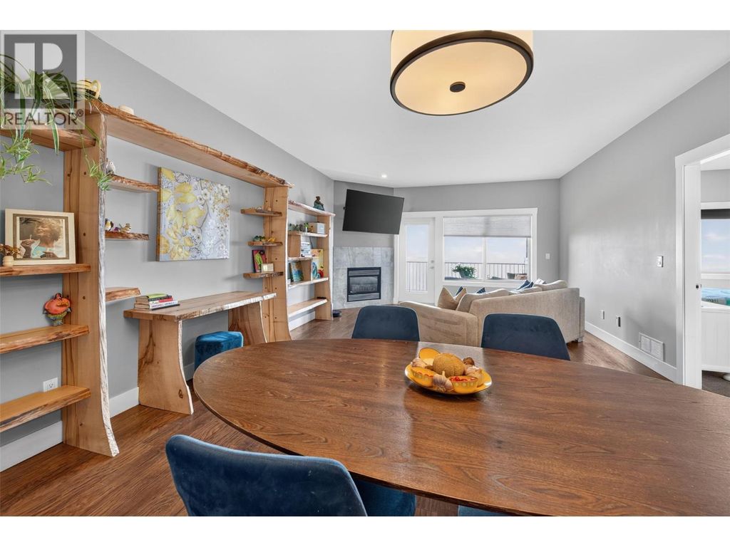 1040 Mt Revelstoke Place Unit# 14 Lot# 20, Vernon