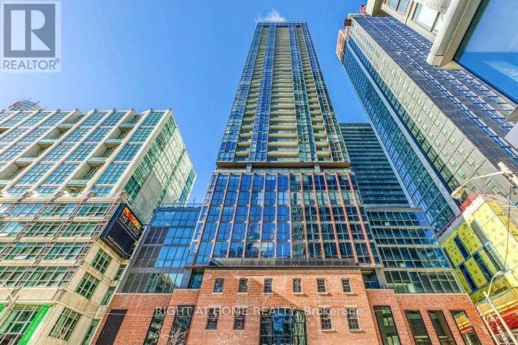 1111 - 88 Blue Jays Way, Toronto (waterfront Communities)