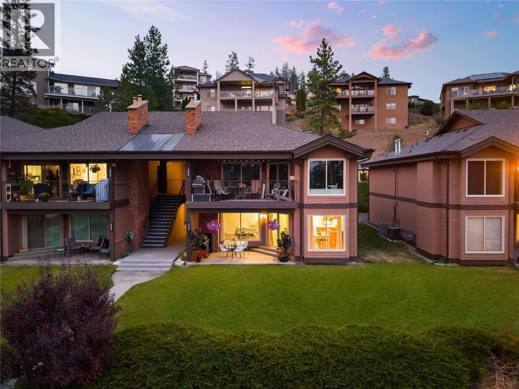 2226 Golf Course Drive, West Kelowna