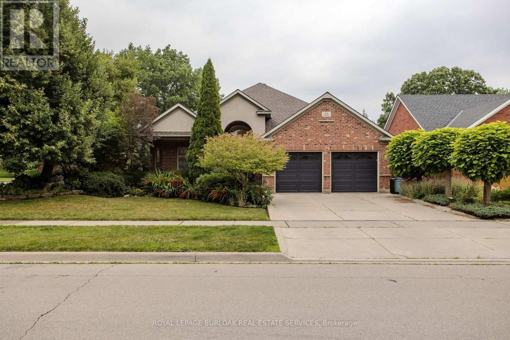 54 Waterwheel Crescent, Hamilton (waterdown)