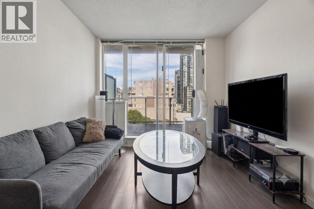 703 1325 Rolston Street, Vancouver