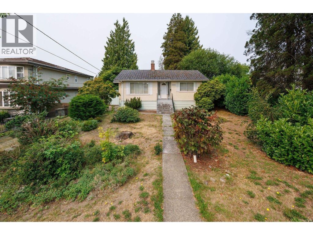 7289 Dow Avenue, Burnaby