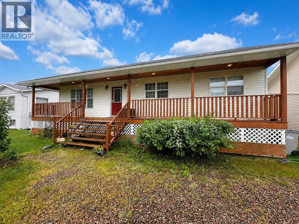 4410 E 52 Avenue, Fort Nelson