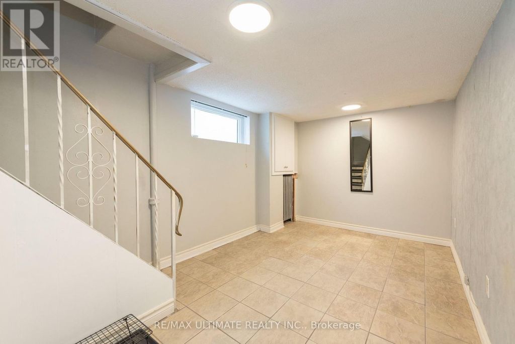 7 Joanith Lower Drive, Toronto (o'connor-Parkview)