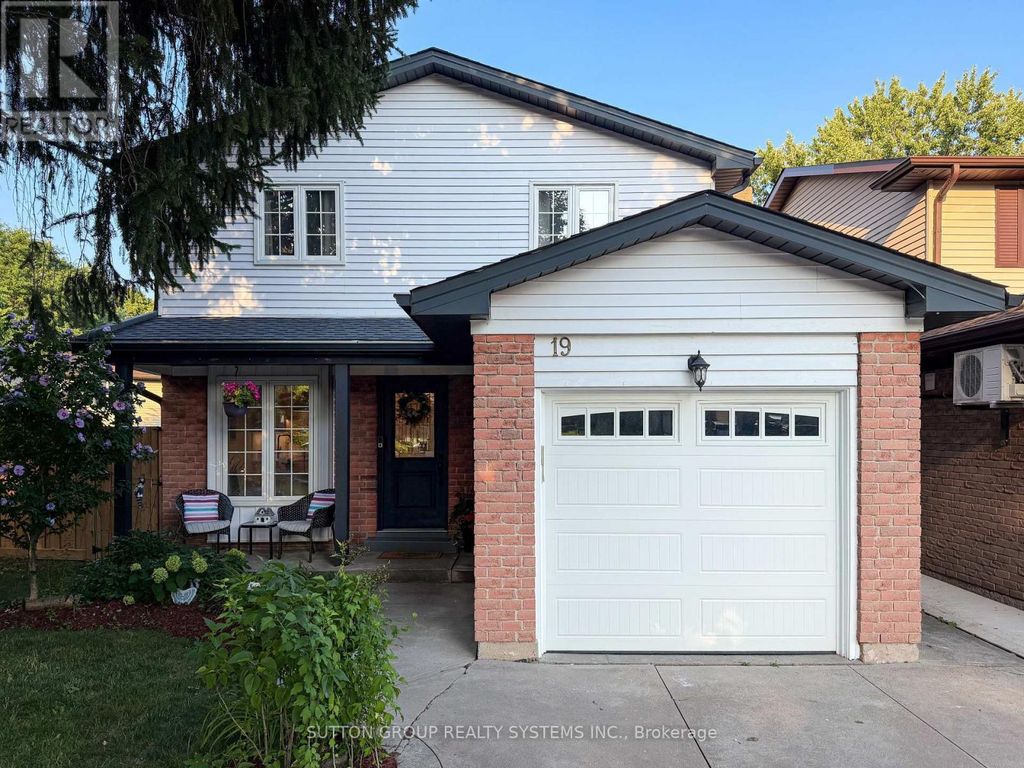19 Parkway Place, Hamilton (dundas)