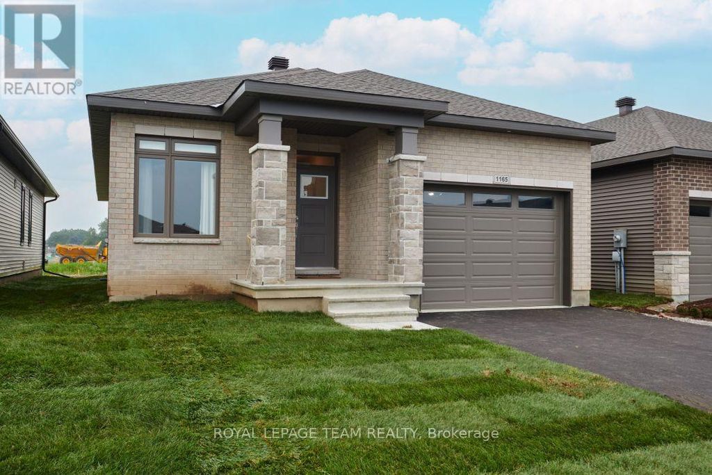 1165 Potter Drive, Brockville