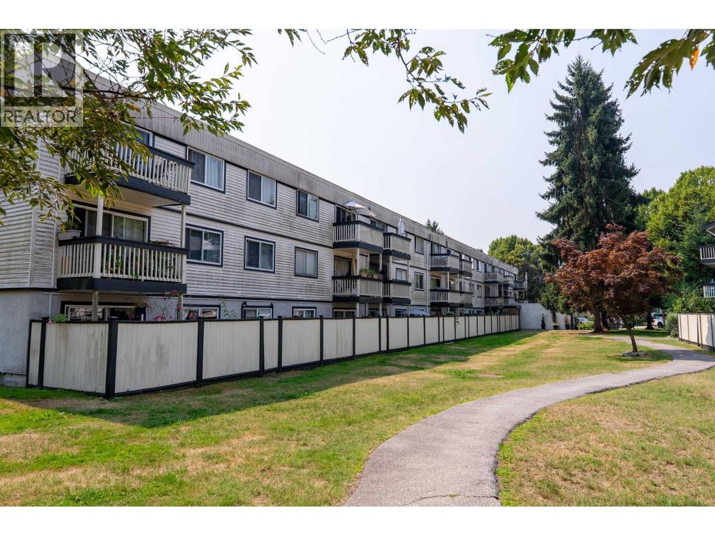 316 780 Premier Street, North Vancouver