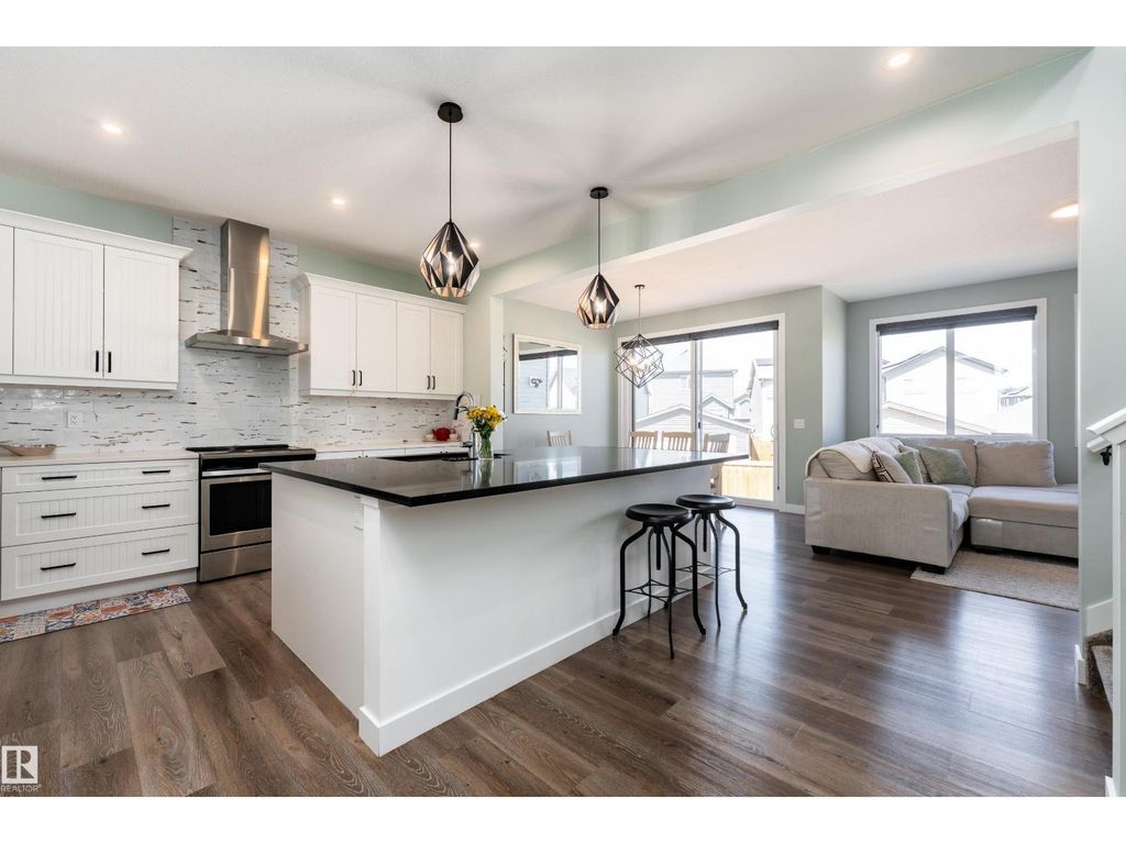 1450 Darby Green Sw, Edmonton