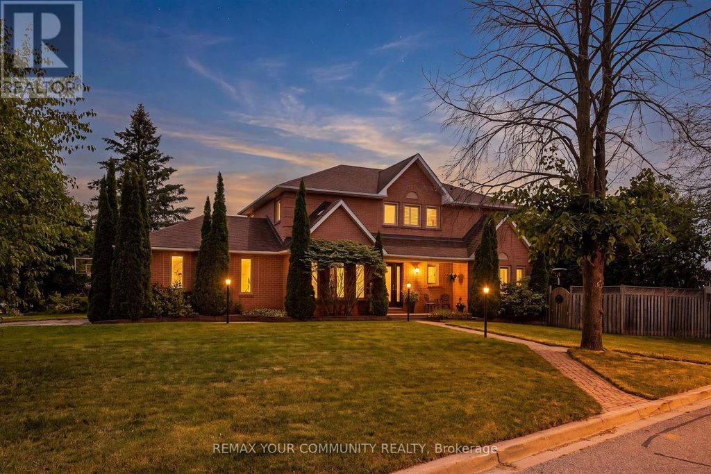 68 Autumn Way, Aurora (aurora Heights)