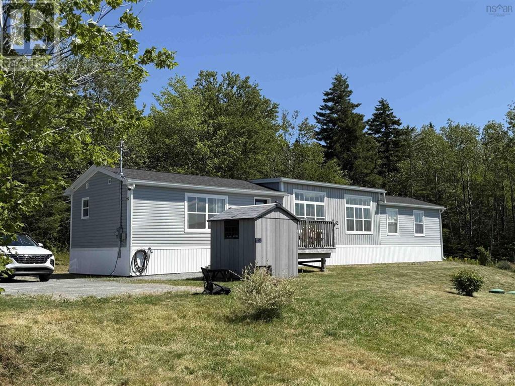 1053 East Uniacke Road, East Uniacke