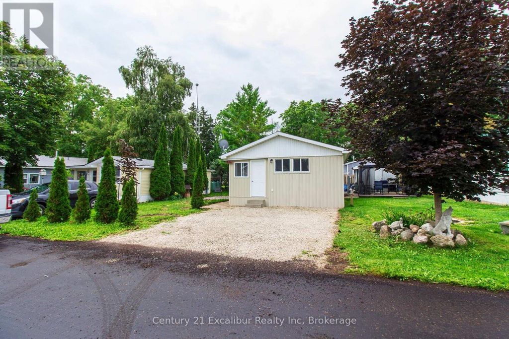 422 Pine Pass Road N, Centre Wellington