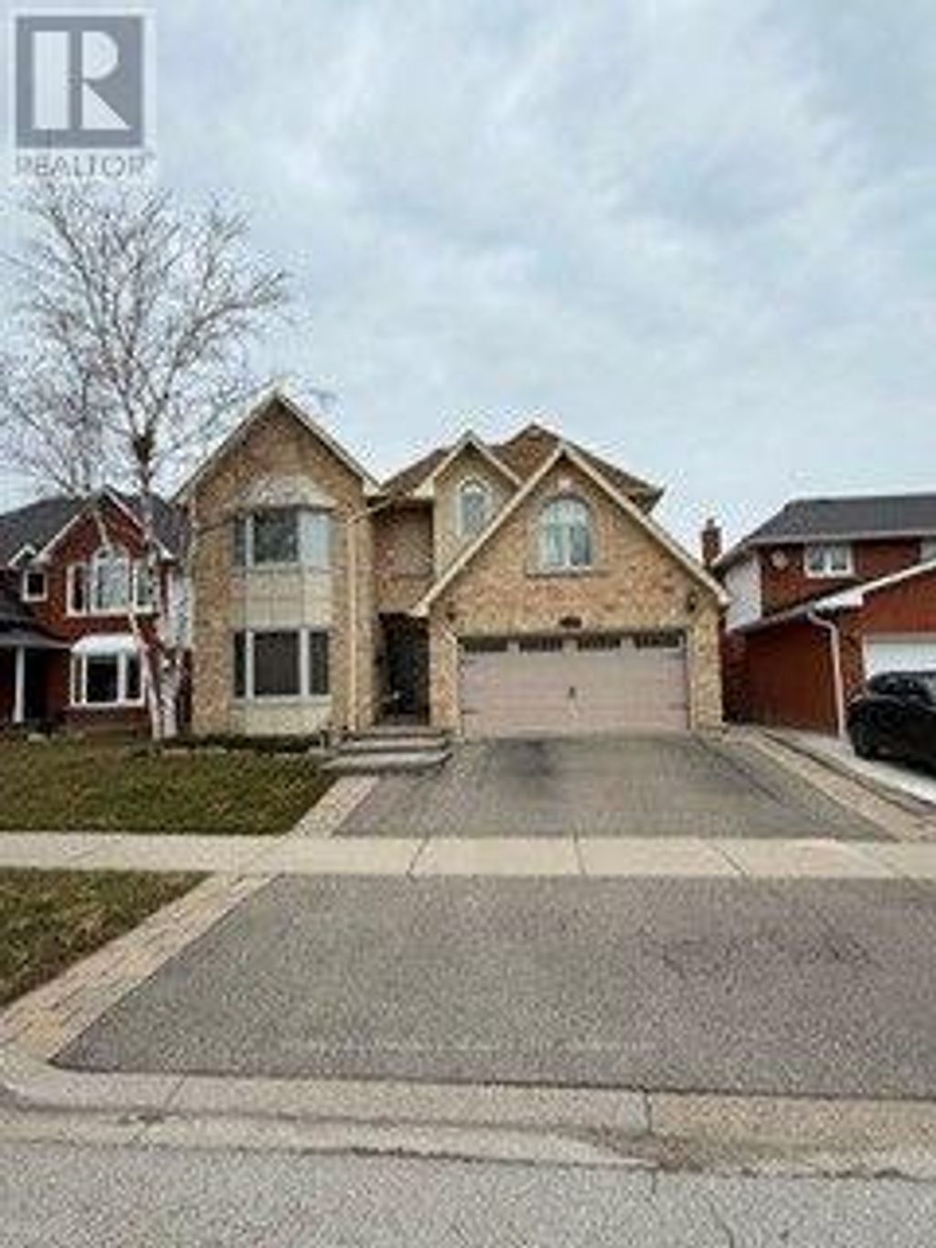 2133 Heidi Avenue, Burlington (headon)