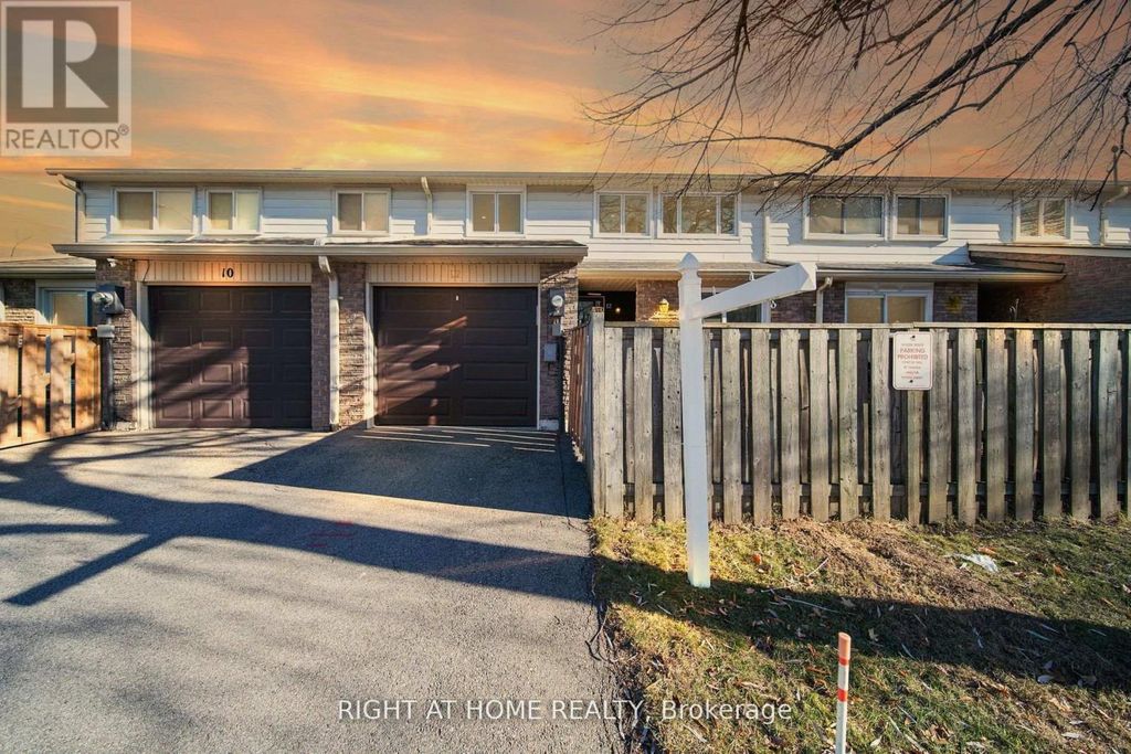 12 Lace Fern Way, Toronto (don Valley Village)