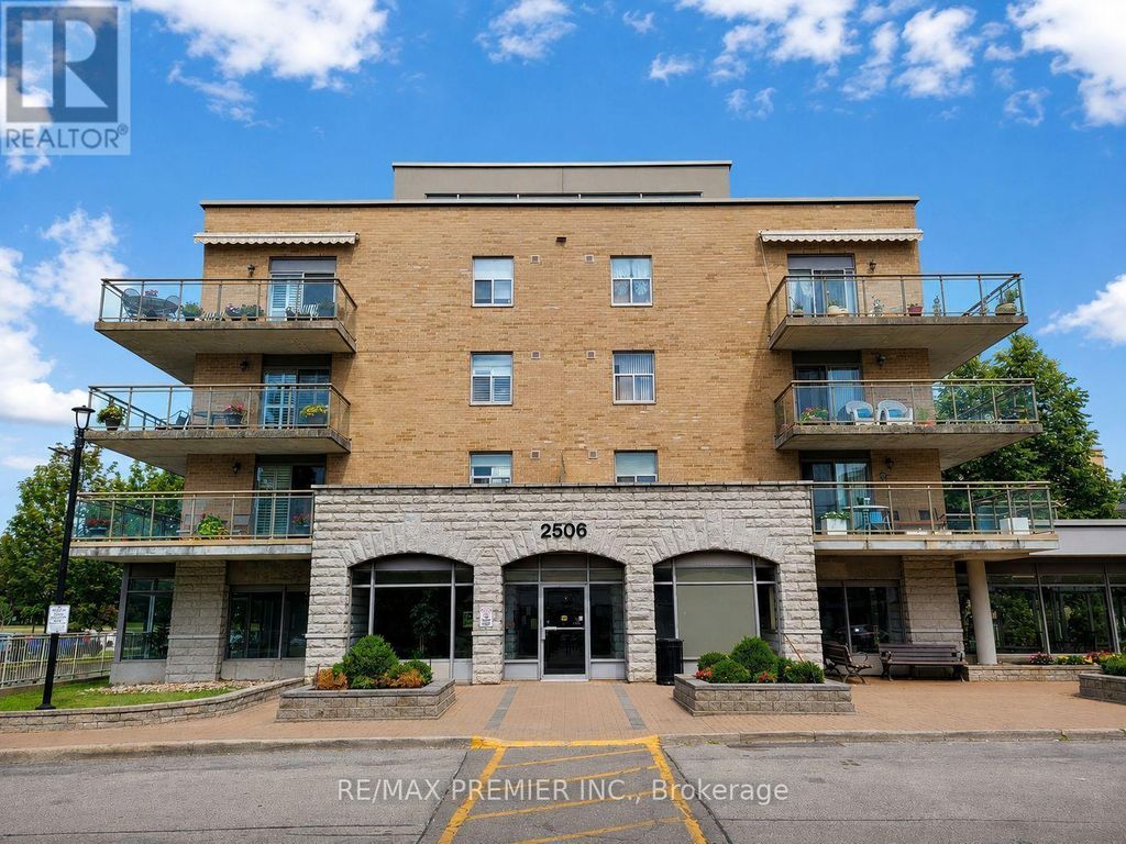 502 - 2506 Rutherford Road, Vaughan (maple)