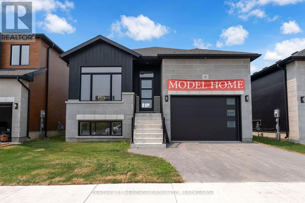 60 Dusenbury Drive, Loyalist (odessa)