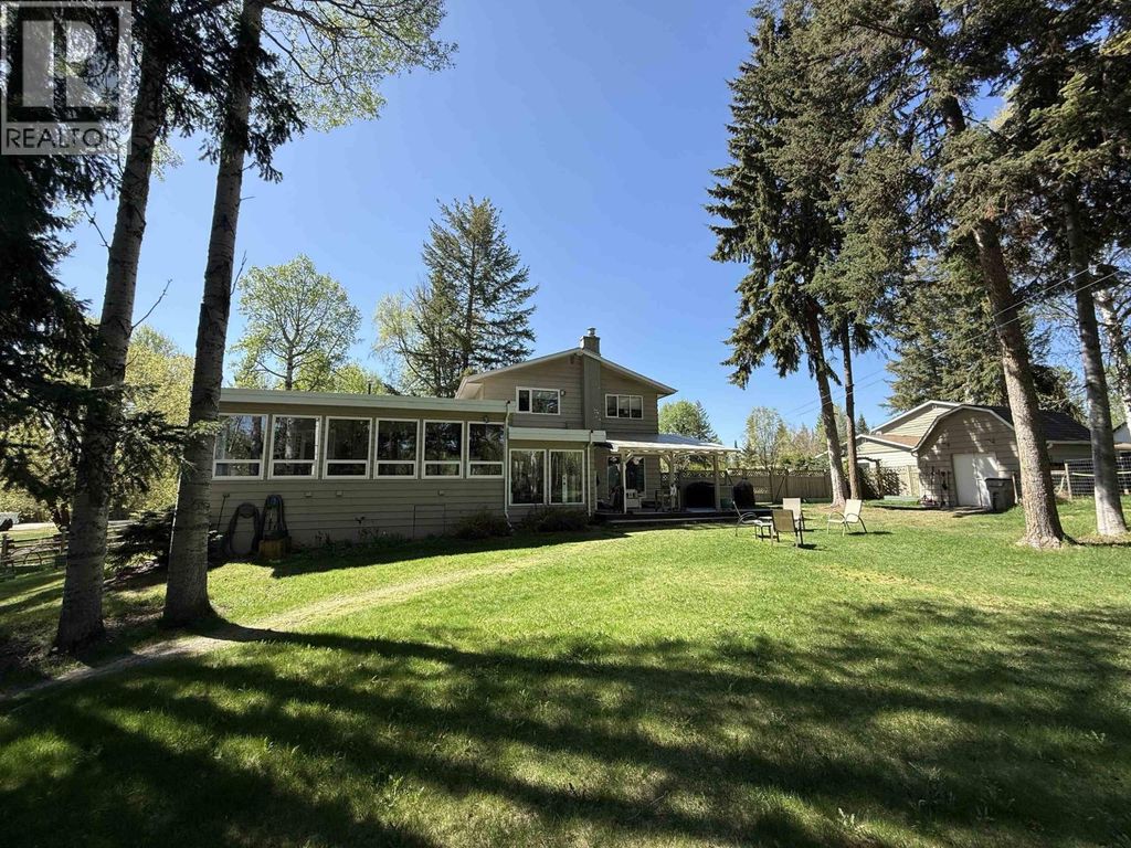 144 N Enemark Road, Quesnel