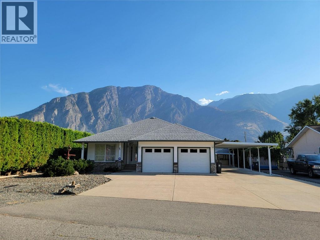 423 Vanderlinde Drive, Keremeos