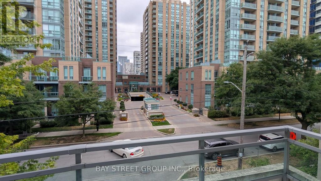 Th201 - 21 Olive Avenue, Toronto (willowdale East)