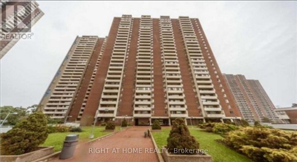 2819 - 1 Massey Square, Toronto (crescent Town)