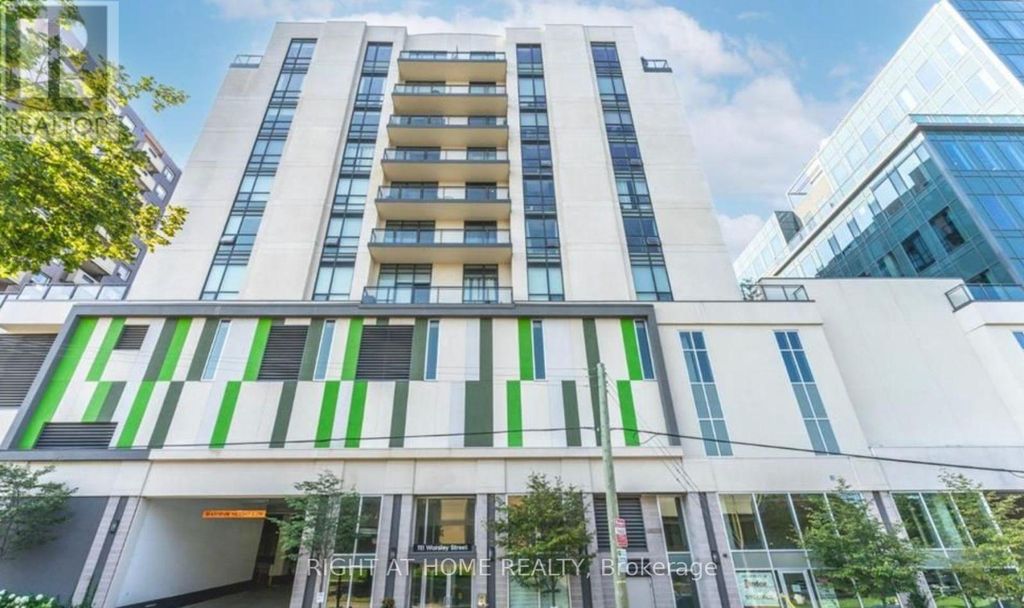 607 - 111 Worsley Street, Barrie (city Centre)