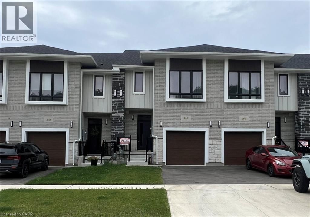 268 Green Gate Boulevard, Cambridge