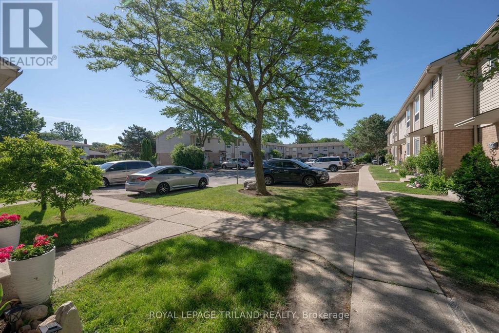 28 - 626 Wharncliffe Road S, London South (south P)