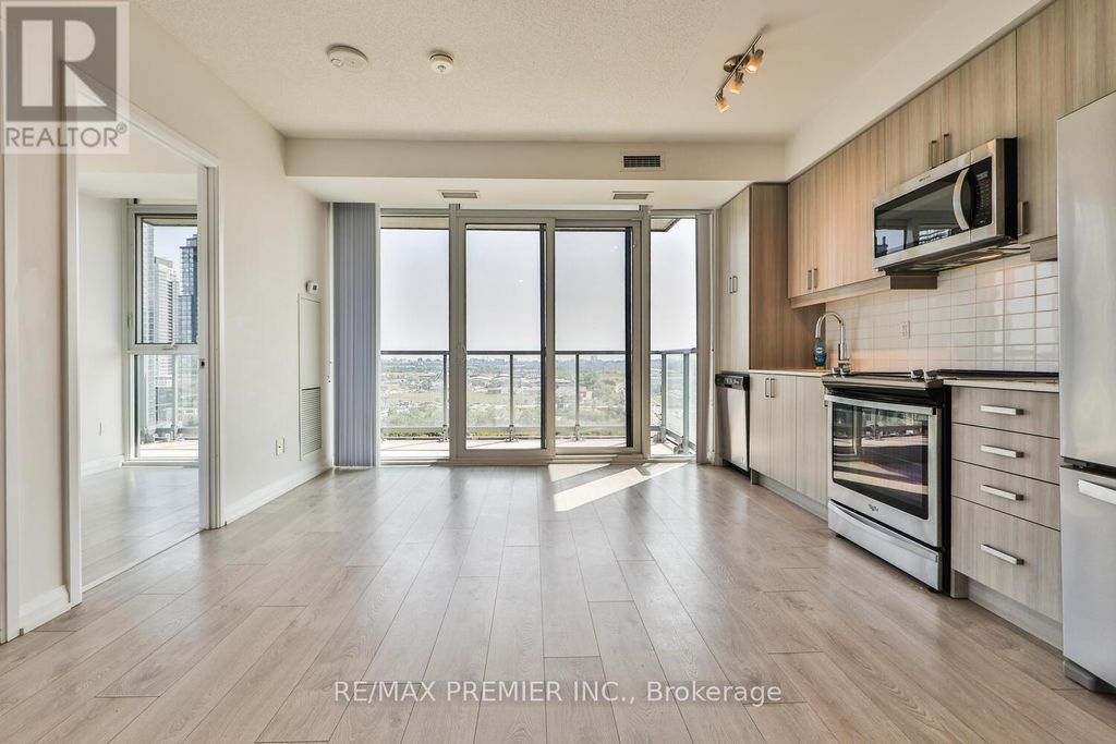 1504 - 7895 Jane Street, Vaughan (concord)
