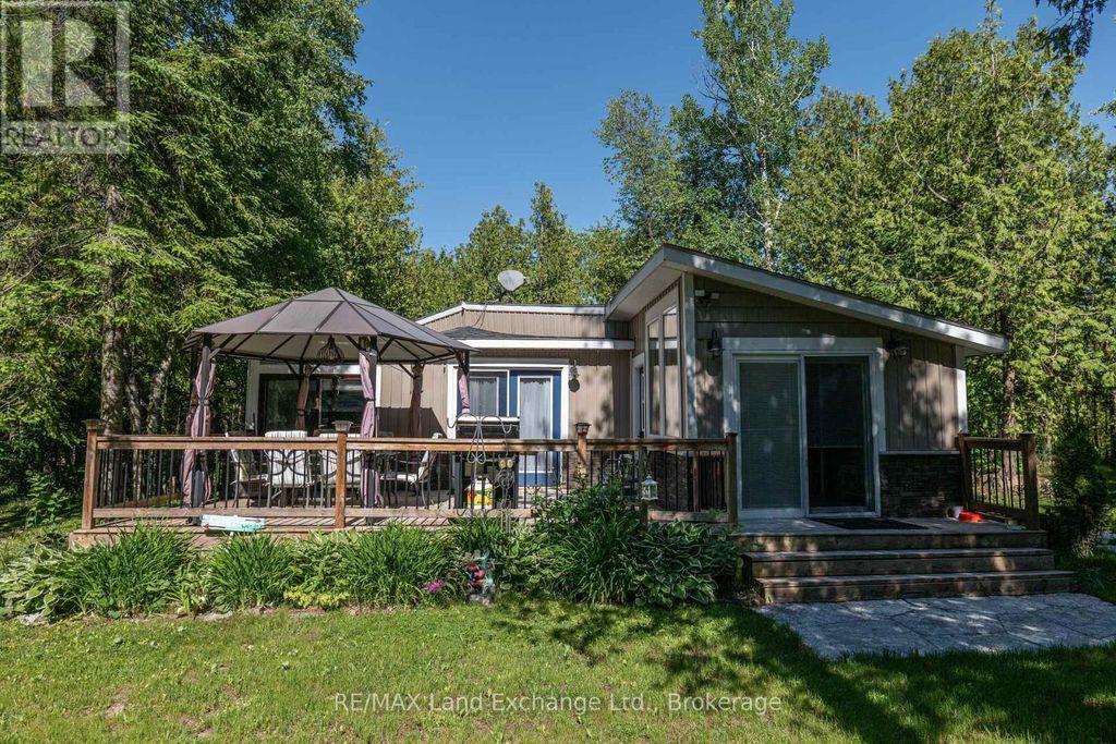 18 Hicks Lane N, Kincardine