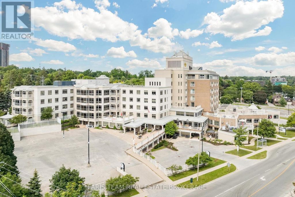 82 - 74 Ross Street, Barrie (queen's Park)