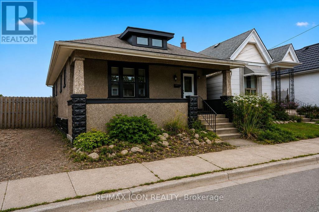 31 Mount Pleasant Avenue, London North (north N)