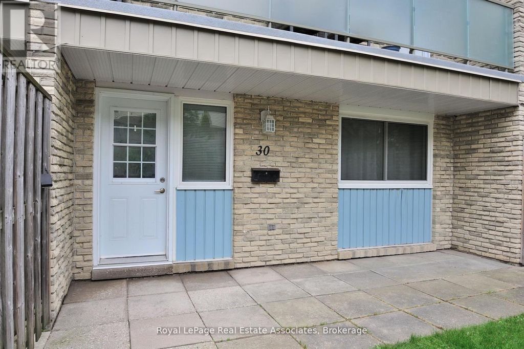 30 - 35 Breckenridge Drive, Kitchener
