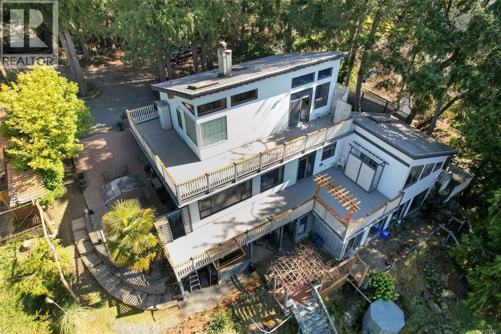 1059 Pat Burns Ave, Gabriola Island