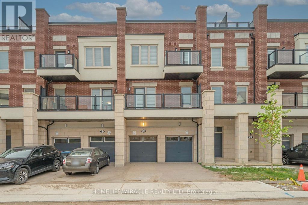 415 Dougall Avenue, Caledon