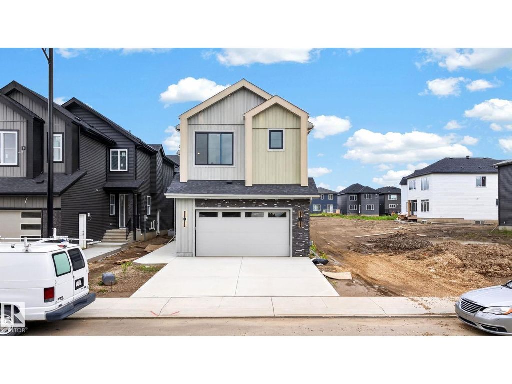 8790 Mayday Ln Sw, Edmonton