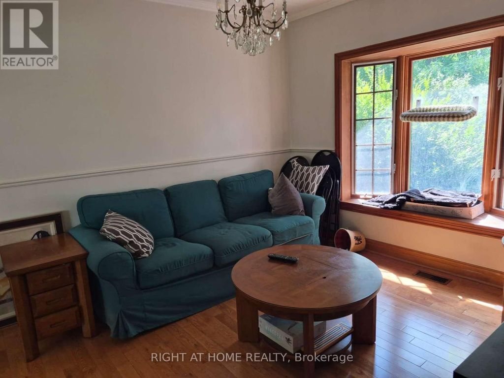 17 Gwendolen Avenue, Toronto (lansing-Westgate)