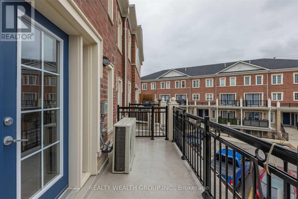 12 - 26 Bruce Street, Vaughan (east Woodbridge)