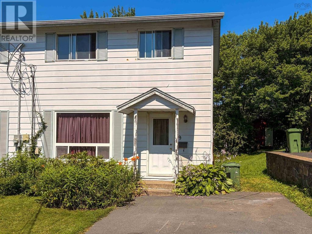 19 Brompton Road, Dartmouth