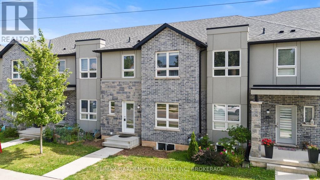 8 - 182 Broadway Lane, Welland (broadway)