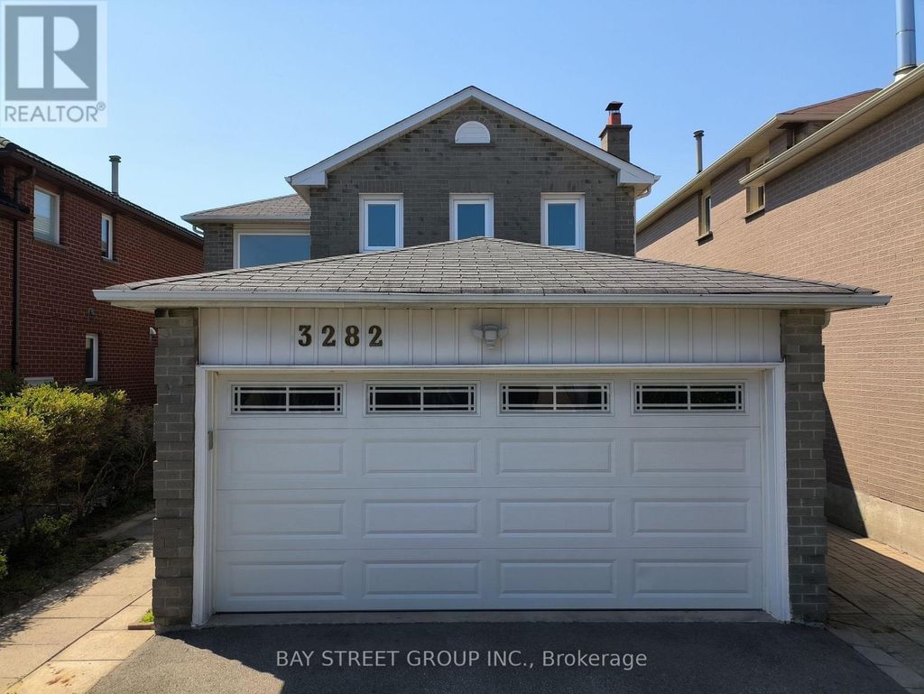 3282 Dragon Drive, Mississauga (fairview)