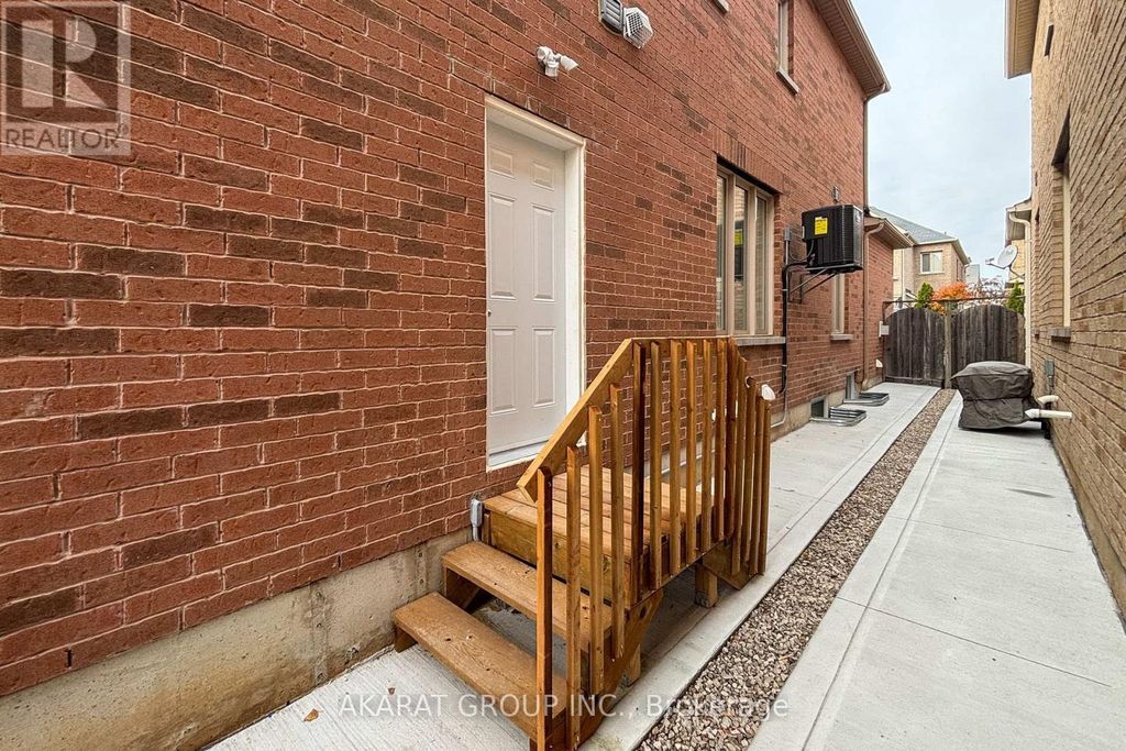 Basement Apt - 5463 Fudge Terrace, Mississauga (churchill Meadows)